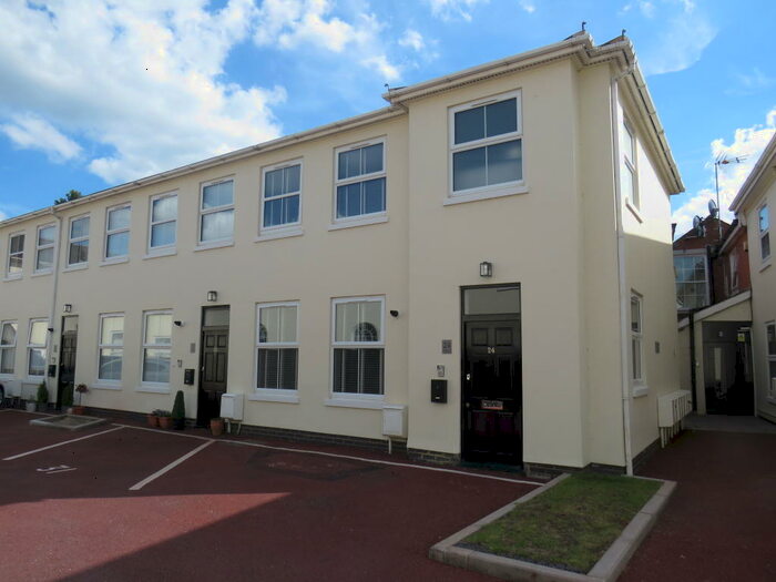 2 Bedroom Apartment To Rent In Walton Road, Wellesbourne, Warwick, CV35