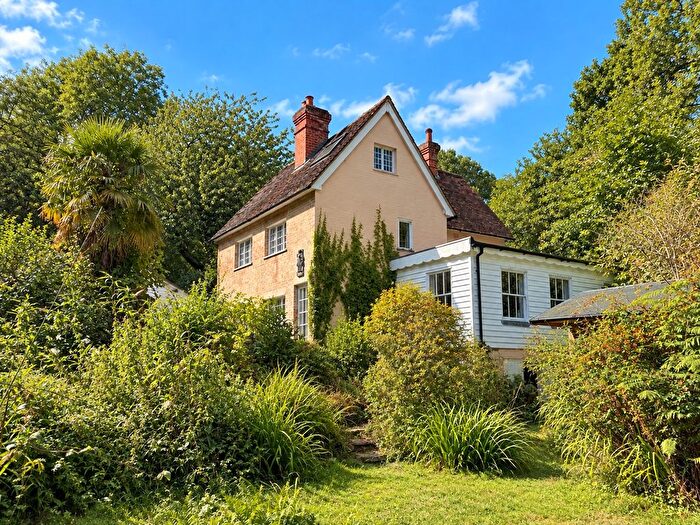 4 Bedroom Detached House For Sale In Dewhurst Lane, Wadhurst, East Sussex, TN5