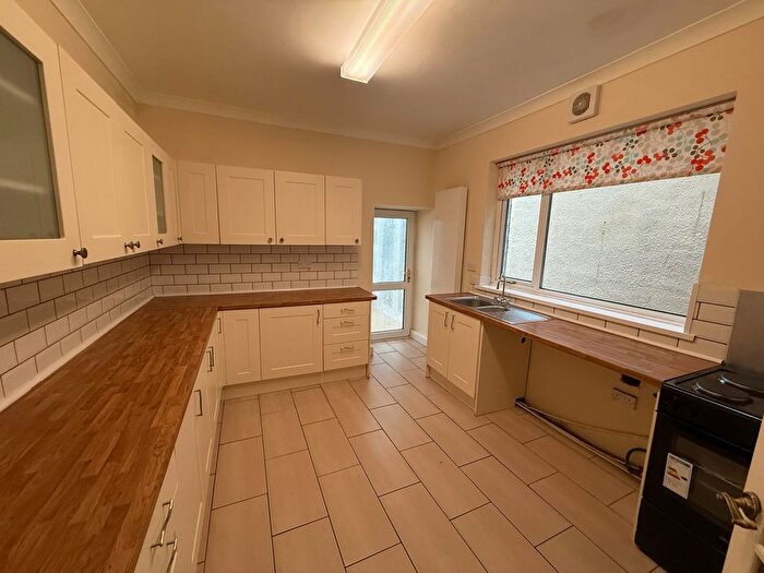 3 Bedroom Property To Rent In Raby Street, Llanelli, SA15