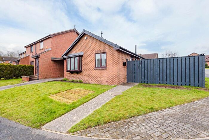 2 Bedroom Detached Bungalow To Rent In Royston Avenue, Owlthorpe, S20