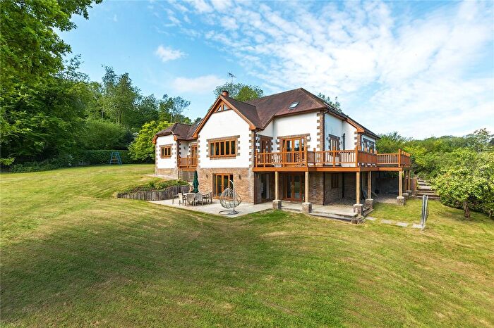 5 Bedroom Detached House For Sale In Sun Hill, Fawkham, Longfield, Kent, DA3