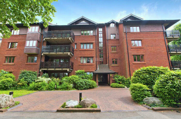 2 Bedroom Apartment To Rent In Shepherds Hill, Highgate, N6