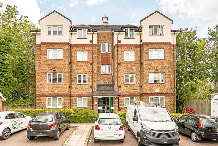 1 Bedroom Flat To Rent In Beacon Gate, Nunhead, SE14
