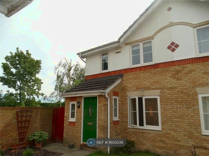 3 Bedroom Semi-Detached House To Rent In Montana Gardens, London, SE26