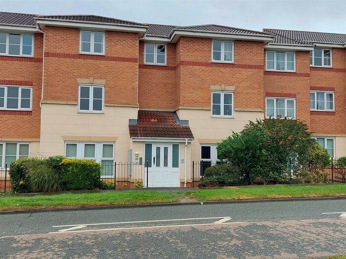 2 Bedroom Flat To Rent In Newton Road, St. Helens WA9