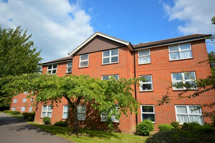 1 Bedroom Flat To Rent In Woodhall Court, Welwyn Garden City, AL7