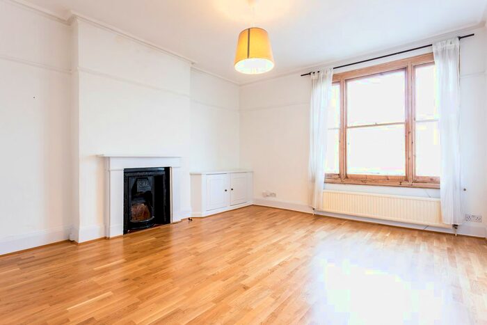 2 Bedroom Flat To Rent In Ranelagh Road, London, W5