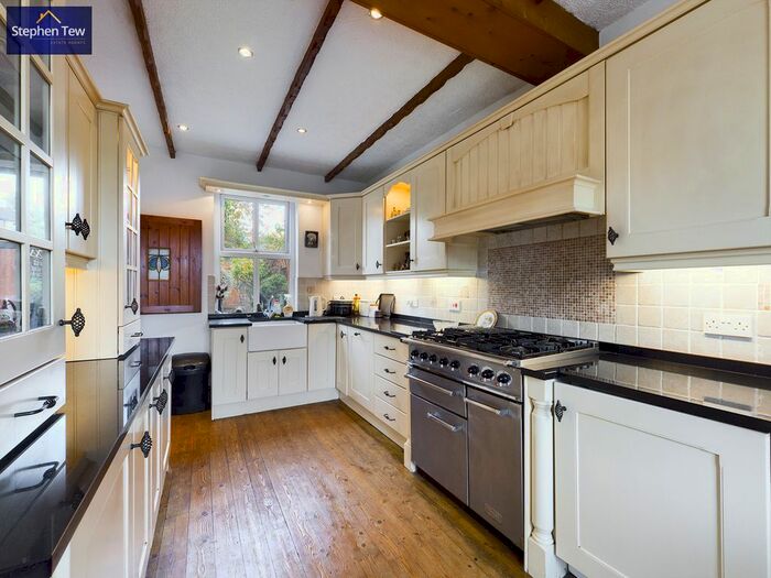 3 Bedroom Detached House For Sale In Staining Road, Blackpool FY3