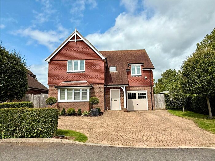 3 Bedroom Detached House For Sale In Cornford Crescent, Berwick, East Sussex, BN26