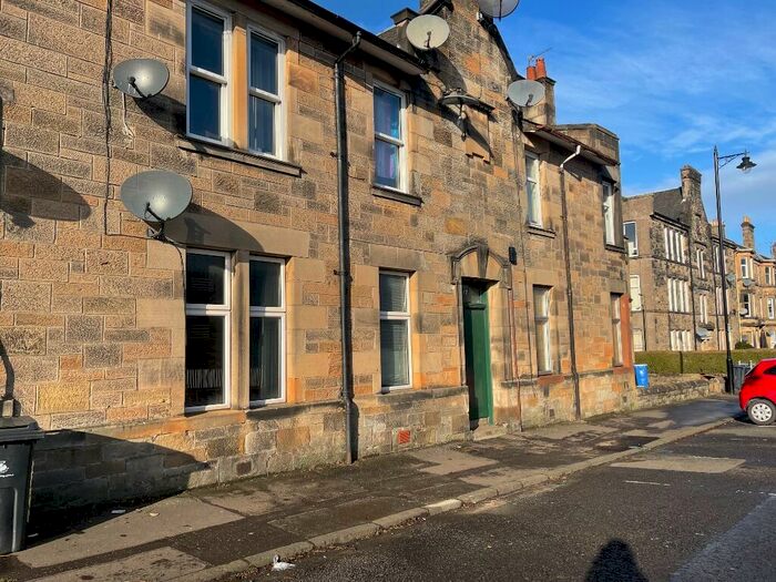 2 Bedroom Flat To Rent In Wallace Street, Stirling Town, Stirling, FK8