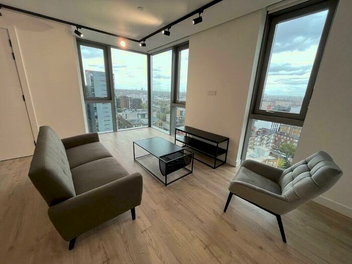 1 Bedroom Flat To Rent In Valencia Tower, City Road, London, EC1V