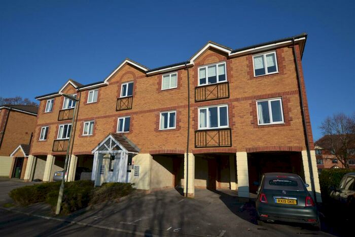 2 Bedroom Apartment To Rent In Ellen Drive, Fleet, GU51