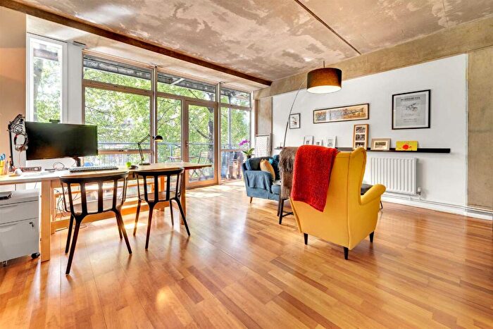 1 Bedroom Flat To Rent In Kingsland Road, Haggerston, E8