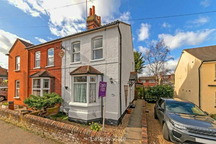 3 Bedroom Semi-Detached House To Rent In Necton Road, Wheathampstead, AL4
