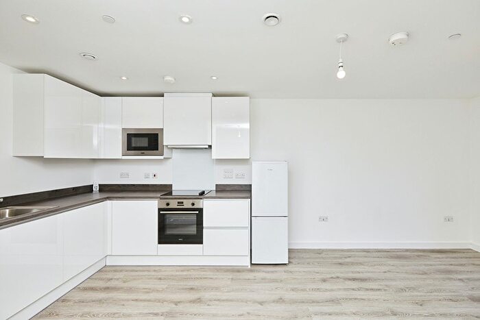 1 Bedroom Flat To Rent In Fox House, Derby, DE1