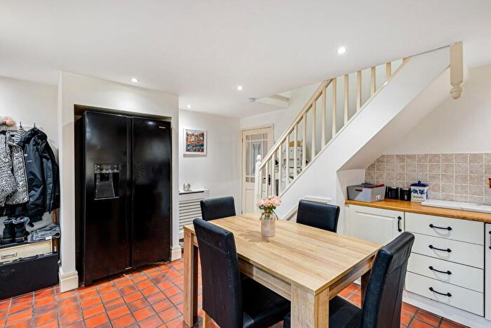 2 Bedroom Cottage For Sale In Blackburn Road, Bolton, BL7