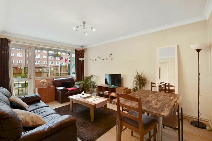 2 Bedroom Apartment To Rent In Stockton House, Ellsworth Street, London, E2