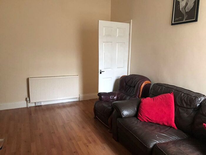 2 Bedroom Flat To Rent In Hampstead Road, Newcastle Upon Tyne, NE4