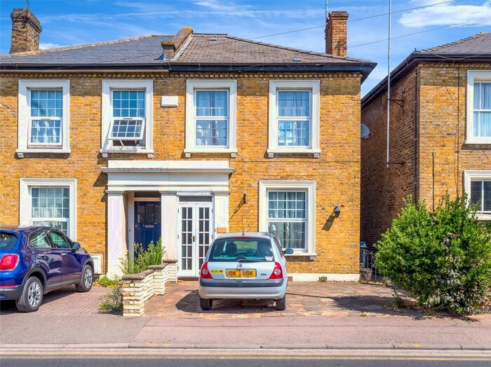 5 Bedroom Semi-Detached House To Rent In Orchard Road, Kingston Upon Thames, KT1