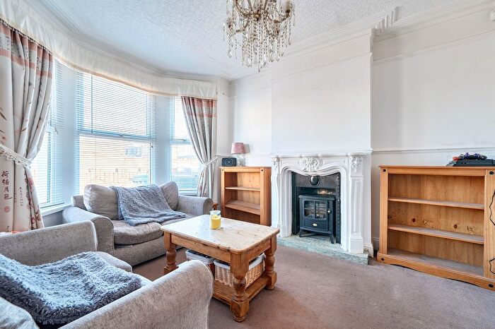 3 Bedroom Terraced House For Sale In Castlemere Avenue, Queenborough, ME11