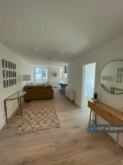 2 Bedroom Flat To Rent In Manchester Rd, Burnley, BB11