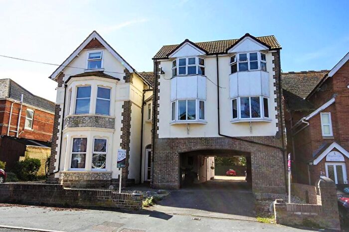 2 Bedroom Apartment To Rent In Glendinning Avenue, Weymouth, DT4
