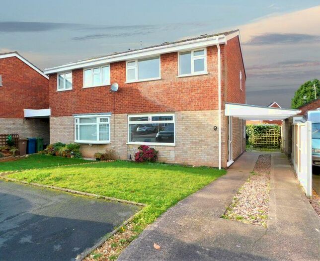 3 Bedroom Semi-Detached House To Rent In Greylarch Lane, Wildwood, Stafford., ST17