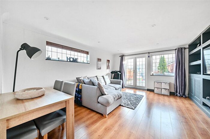 3 Bedroom End Of Terrace House For Sale In Mint Walk, Knaphill, Woking, Surrey, GU21