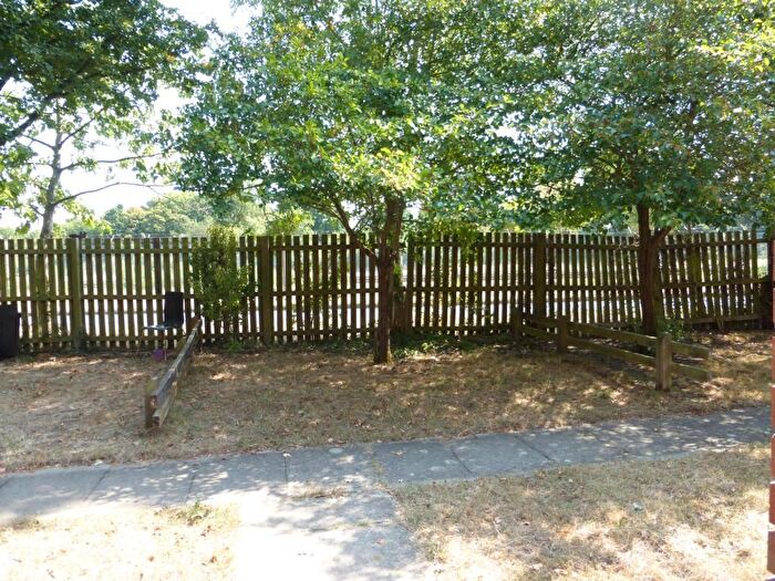 1 Bedroom Maisonette To Rent In Dapple Place, Marchwood, Southampton, SO40