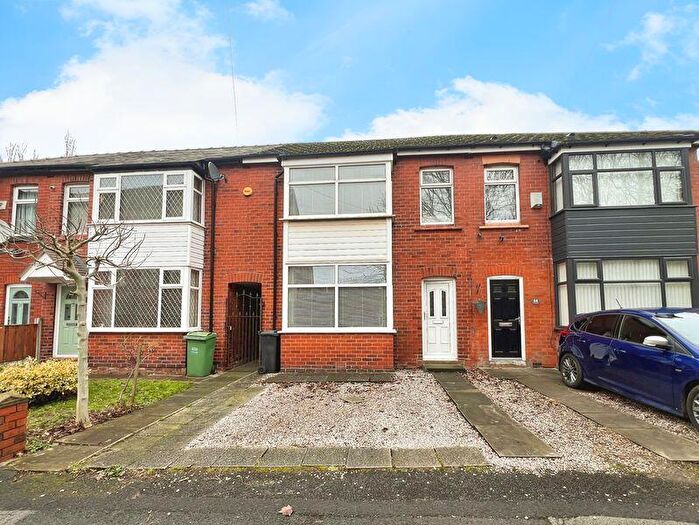 3 Bedroom Terraced House For Sale In Cross Street, Bolton, BL4
