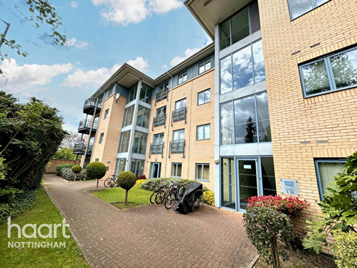 2 Bedroom Apartment For Sale In Castle Quay Close, Castle Marina, NG7