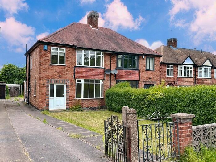3 Bedroom Semi-Detached House To Rent In Ashby Road, Hinckley, Leicestershire, LE10