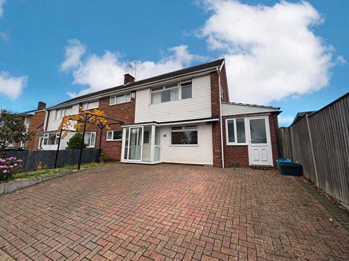 2 Bedroom Property To Rent In Arle Gardens, Cheltenham, GL51