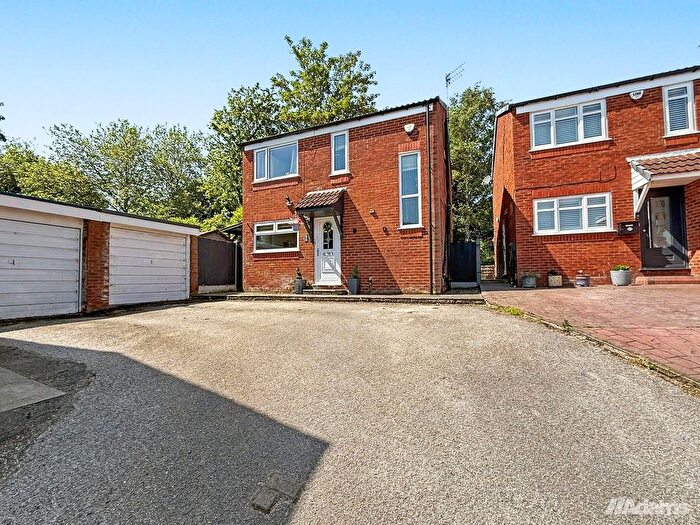 3 Bedroom Detached House For Sale In Wharfdale, Runcorn, WA7