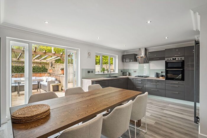 4 Bedroom Detached Bungalow For Sale In Mill Road, Bathgate, EH48