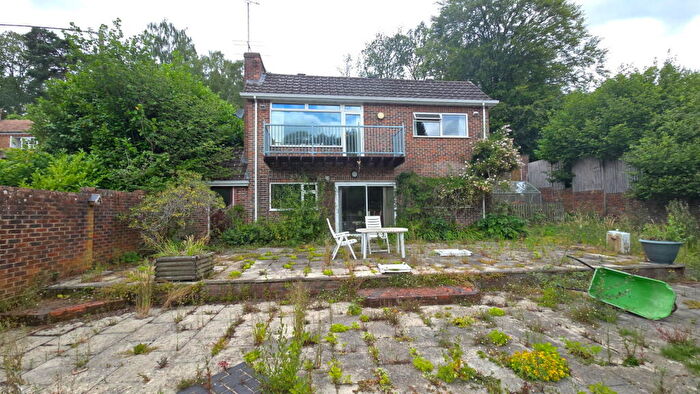 3 Bedroom Detached House For Sale In Zin Zan, Upper Bucklebury, Reading, RG7