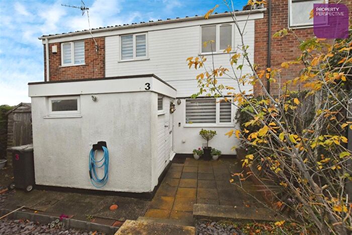 3 Bedroom End Of Terrace House For Sale In Francis Grove, High Green, Sheffield, S35