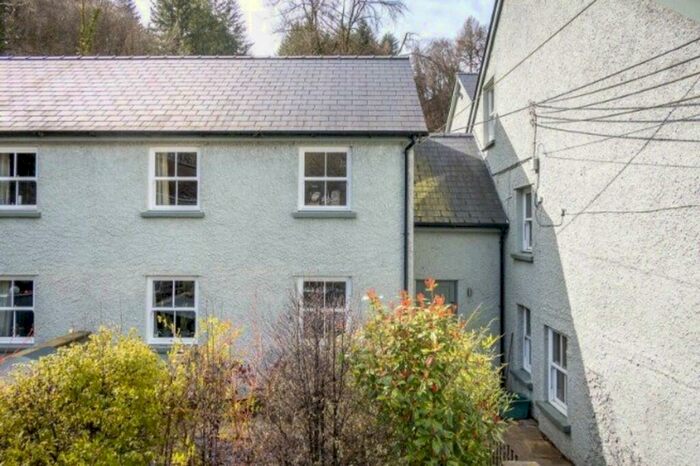 2 Bedroom Cottage To Rent In Upper Lydbrook, Lydbrook, GL17