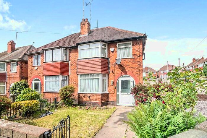 3 Bedroom Semi-Detached House To Rent In Alexandra Avenue, Birmingham, West Midlands, B21