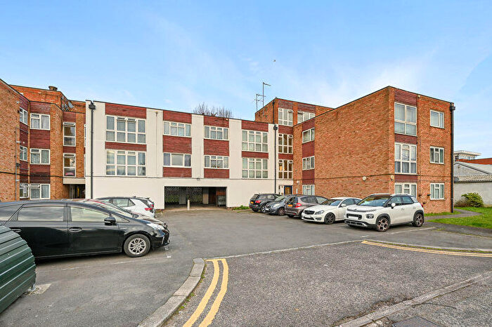 2 Bedroom Flat For Sale In Downing Close, Harrow, HA2