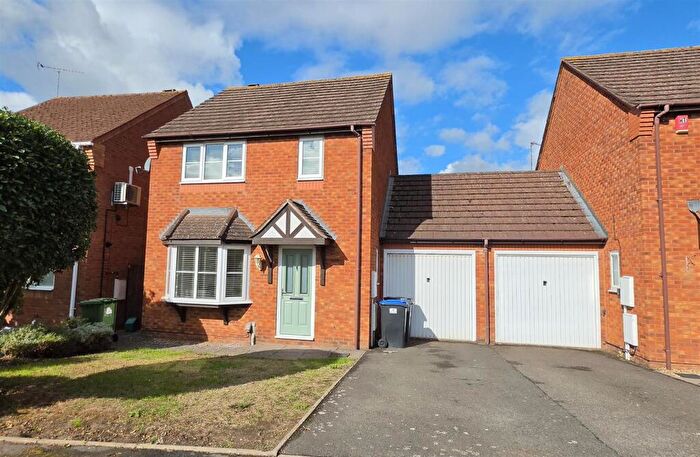 3 Bedroom Detached House To Rent In Dobson Lane, Whitnash, Leamington Spa, CV31