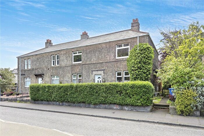 2 Bedroom Flat For Sale In Kirkcaldy Road, Burntisland, Fife, KY3