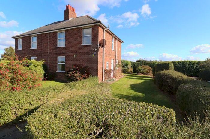 3 Bedroom Semi-Detached House For Sale In Bass Chase, Holbeach, PE12