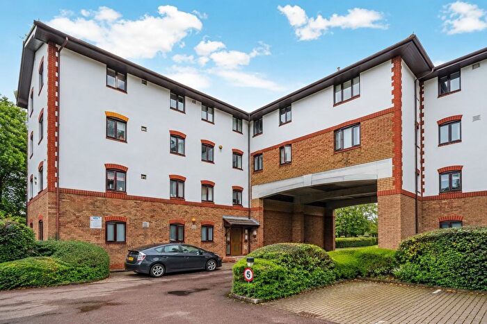 2 Bedroom Flat To Rent In Lampton Road, Hounslow, TW3
