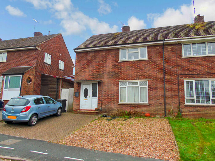 4 Bedroom Semi-Detached House To Rent In Imber Road, Winchester, SO23