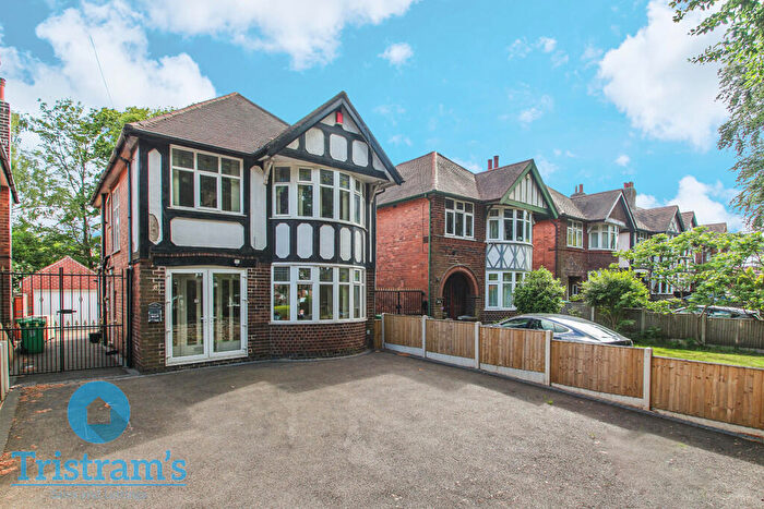 3 Bedroom Detached House To Rent In Russell Drive, Nottingham, NG8