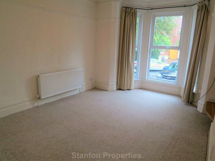 2 Bedroom Apartment To Rent In Old Lansdowne Road, West Didsbury, M20