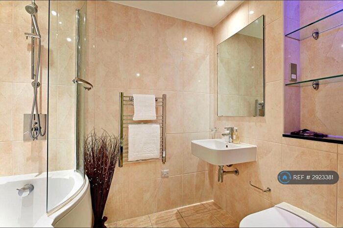 1 Bedroom Flat To Rent In Stoke Road, Slough, SL2