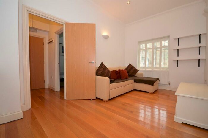 1 Bedroom Apartment To Rent In Hornsey Rise, N19