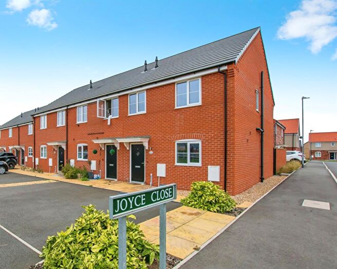 3 Bedroom End Of Terrace House For Sale In Joyce Close, Crowland, Peterborough, PE6
